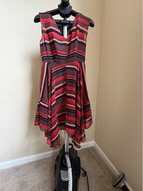 Metaphor Women's Trapeze & Swing Dress V Neck Sleeveless Size 6 Multicolor